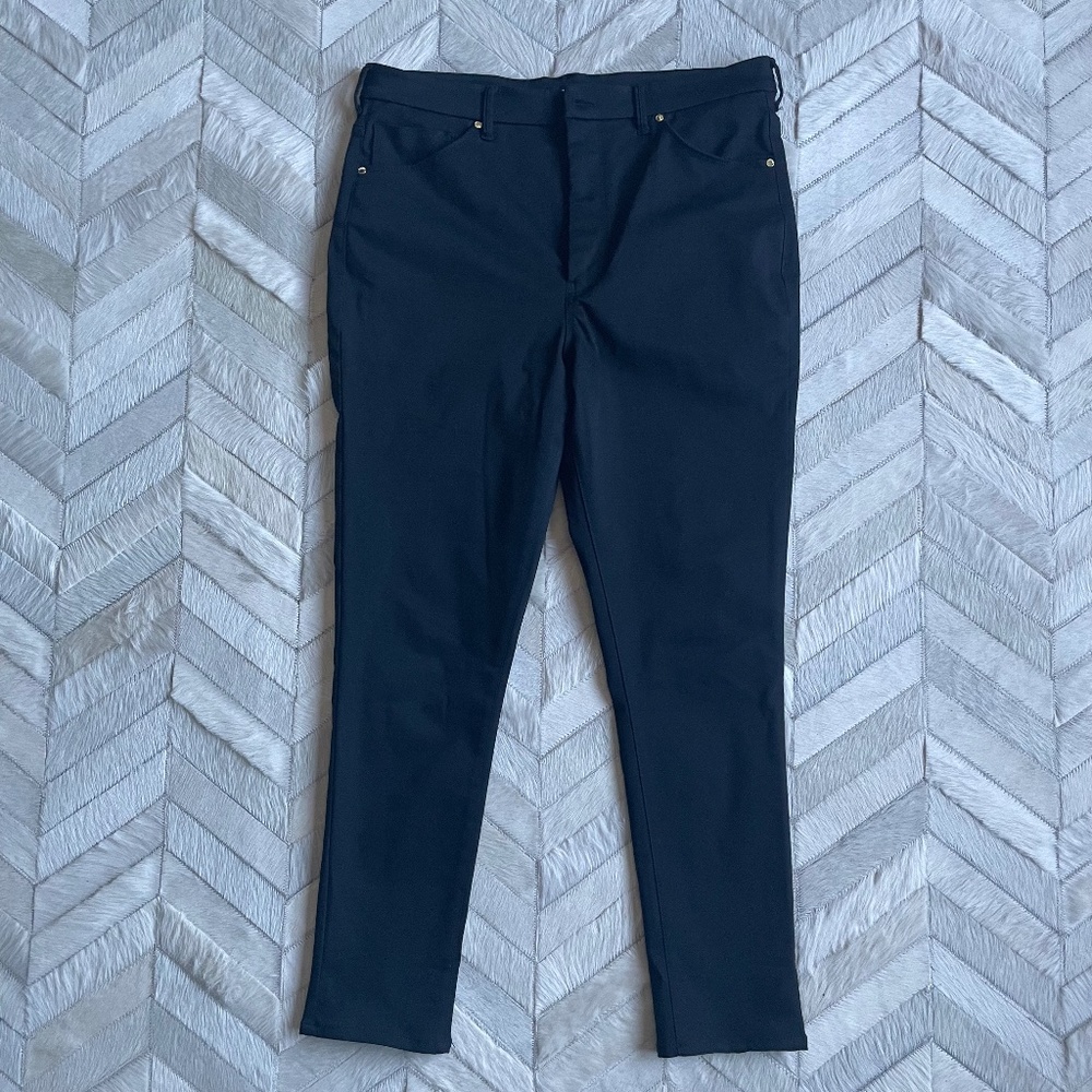 Express-Black Stretch Skinny Leg High Rise Jeans- US 14 regular